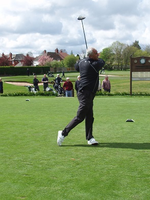 Btrendon Poynts driving off