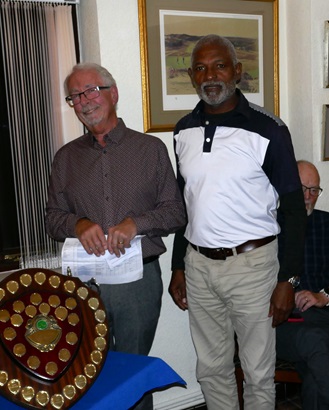 Nigel Harris - Divison 1 Winner awaiting photo 